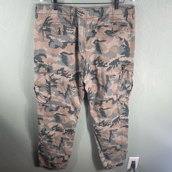 Levis Pants Mens 38x32 Brown Cargo Camouflage Tactical Utility Outdoors Military - Picture 14 of 14